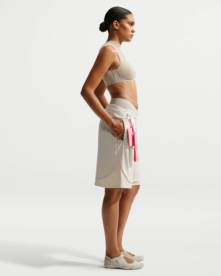 Шорты NikeSKIMS Airy Relaxed Shorts «Actv Ivory» Женская
