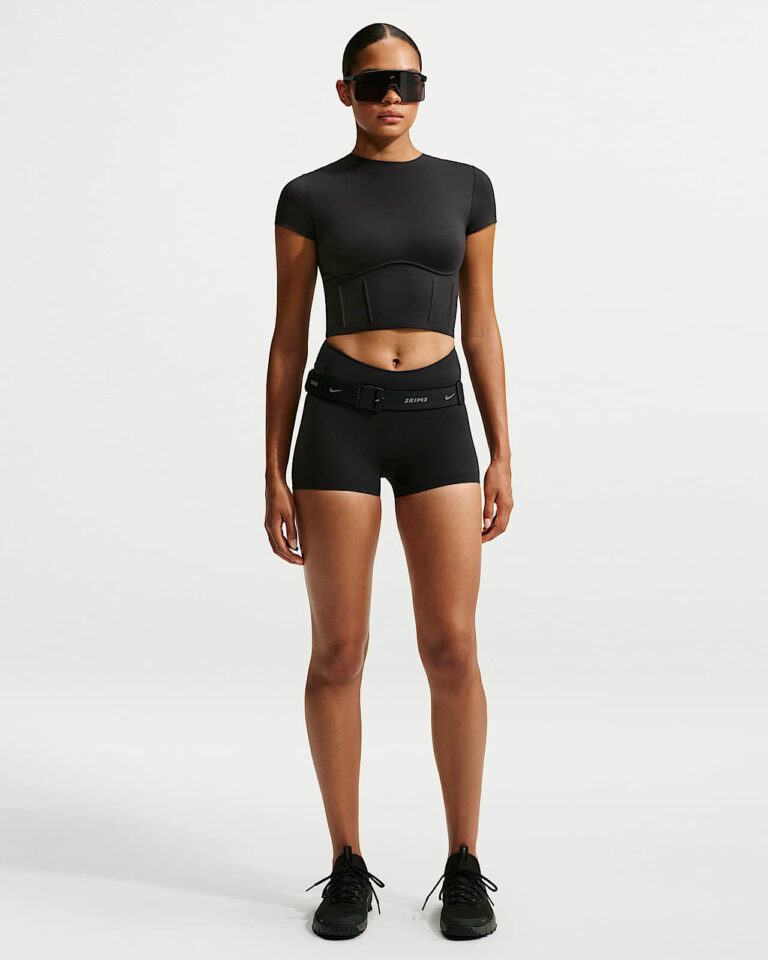 Топ NikeSKIMS Matte Corset Cropped Top «Obsidian» Женская