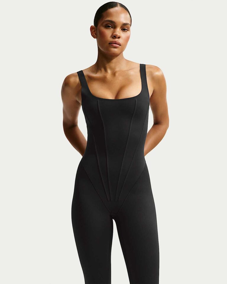 Боди NikeSKIMS Matte Corset 29″ Bodysuit «Obsidian» Женская