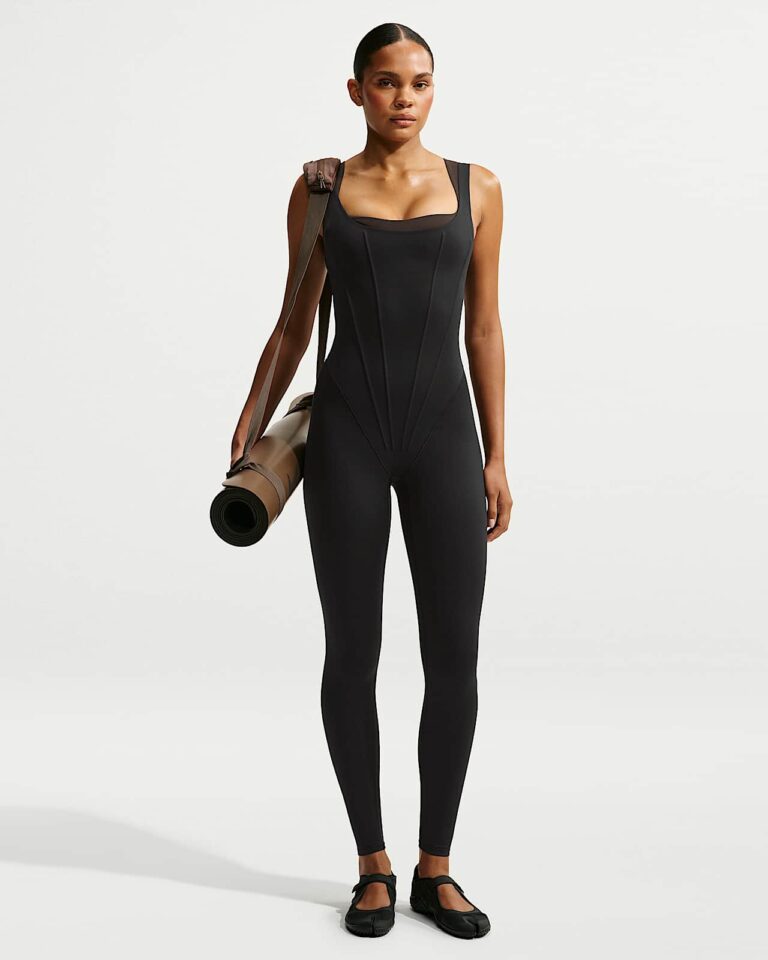 Боди NikeSKIMS Matte Corset 29″ Bodysuit «Obsidian» Женская