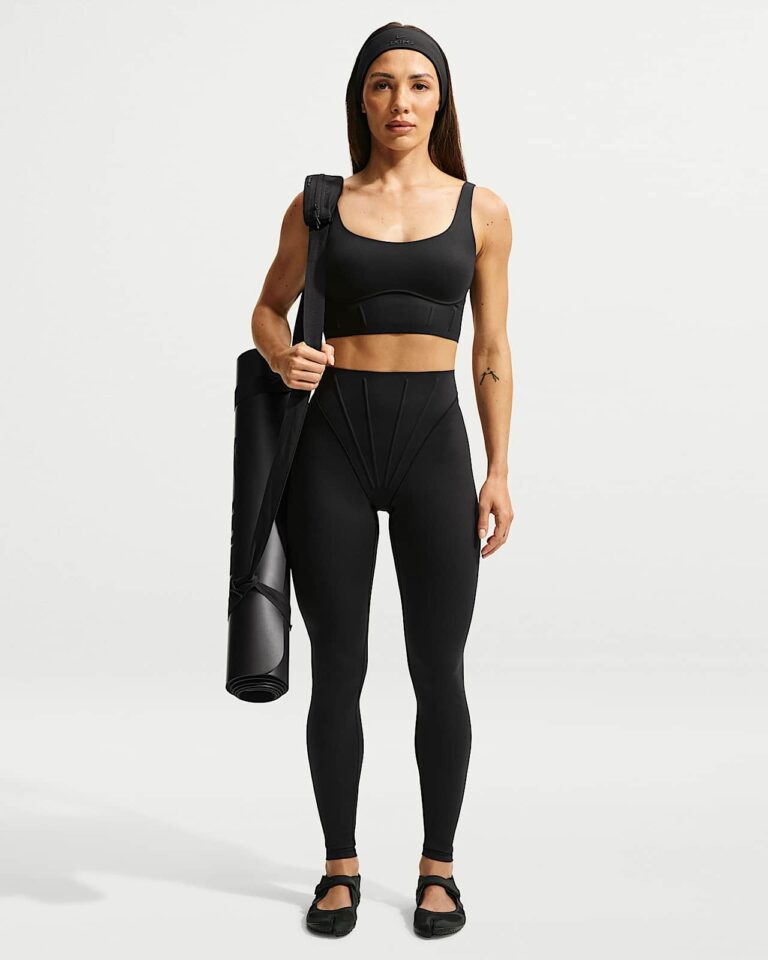 Леггинсы NikeSKIMS Matte High-Waisted Corset 26″ Leggings «Obsidian» Женская