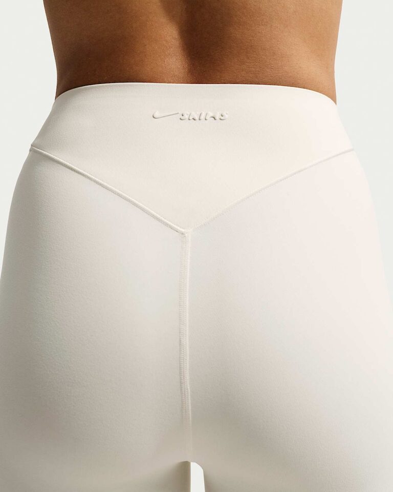 Леггинсы NikeSKIMS Matte High-Waisted Corset 26″ Leggings «Actv Ivory» Женская