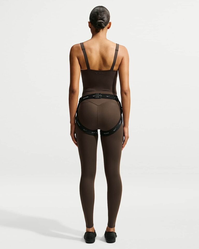 Леггинсы NikeSKIMS Matte High-Waisted Corset 26″ Leggings «Dark Sepia» Женская
