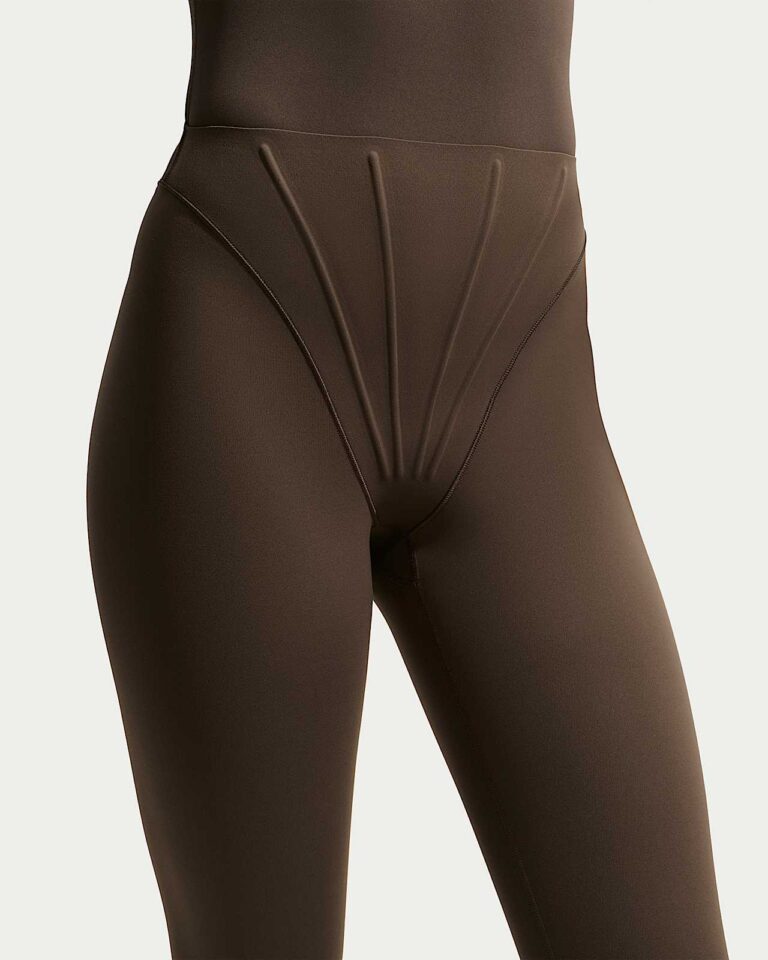 Леггинсы NikeSKIMS Matte High-Waisted Corset 26″ Leggings «Dark Sepia» Женская