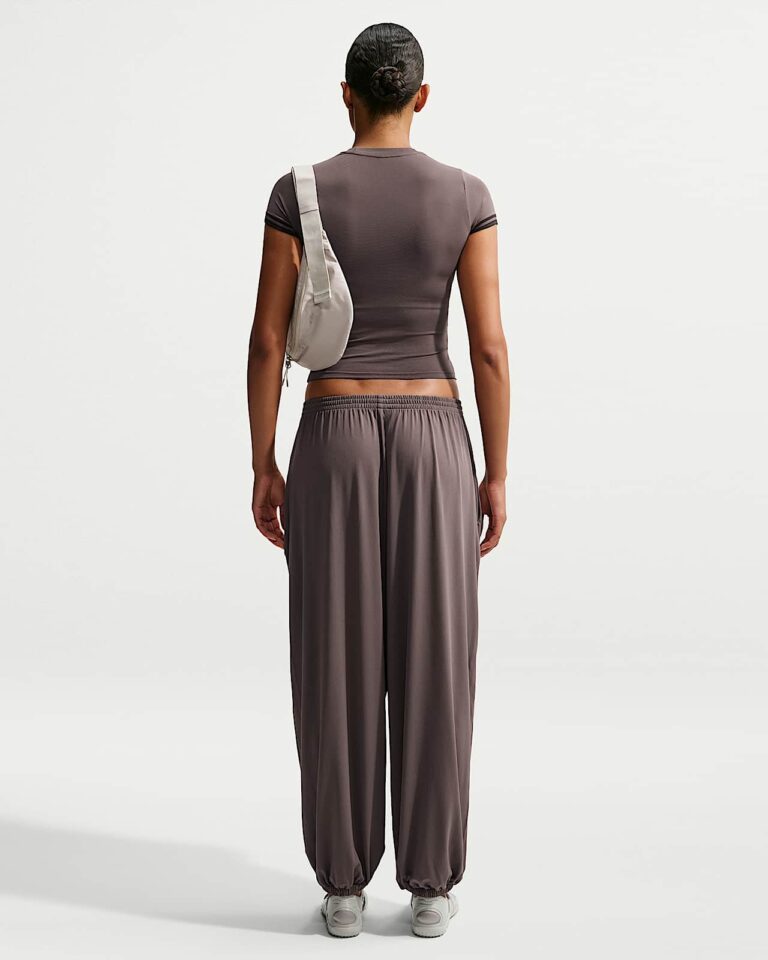 Топ NikeSKIMS Stretch Knit Cropped Crew-Neck Top «Resin/Phoenix» Женская