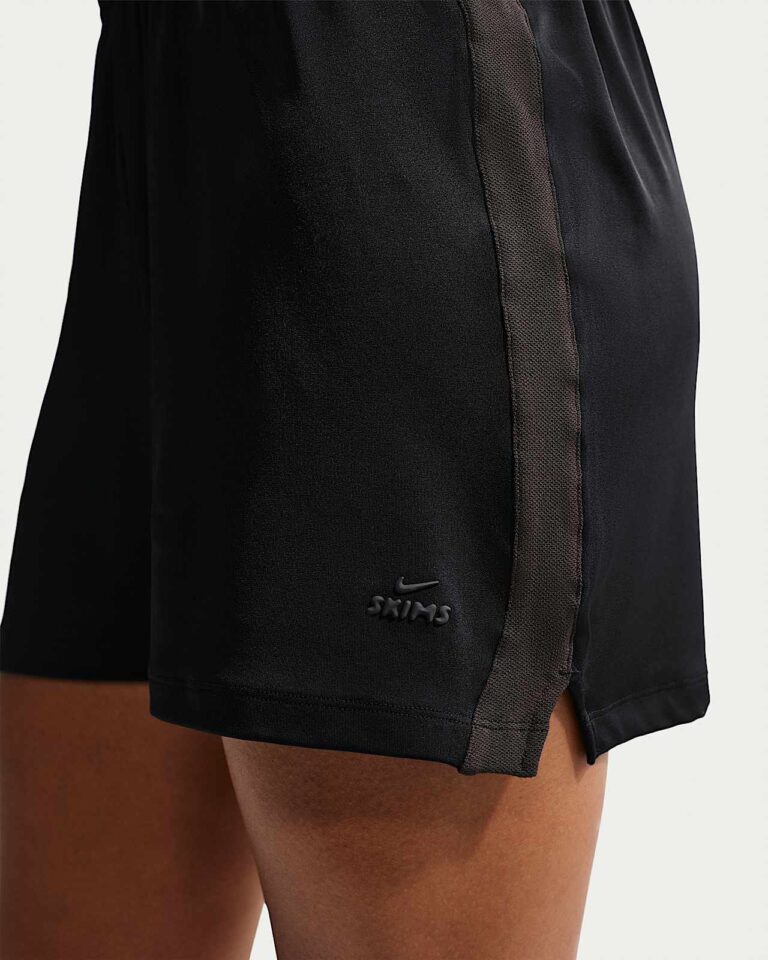 Шорты NikeSKIMS Stretch Knit Shorts «Obsidian/Igneous» Женская