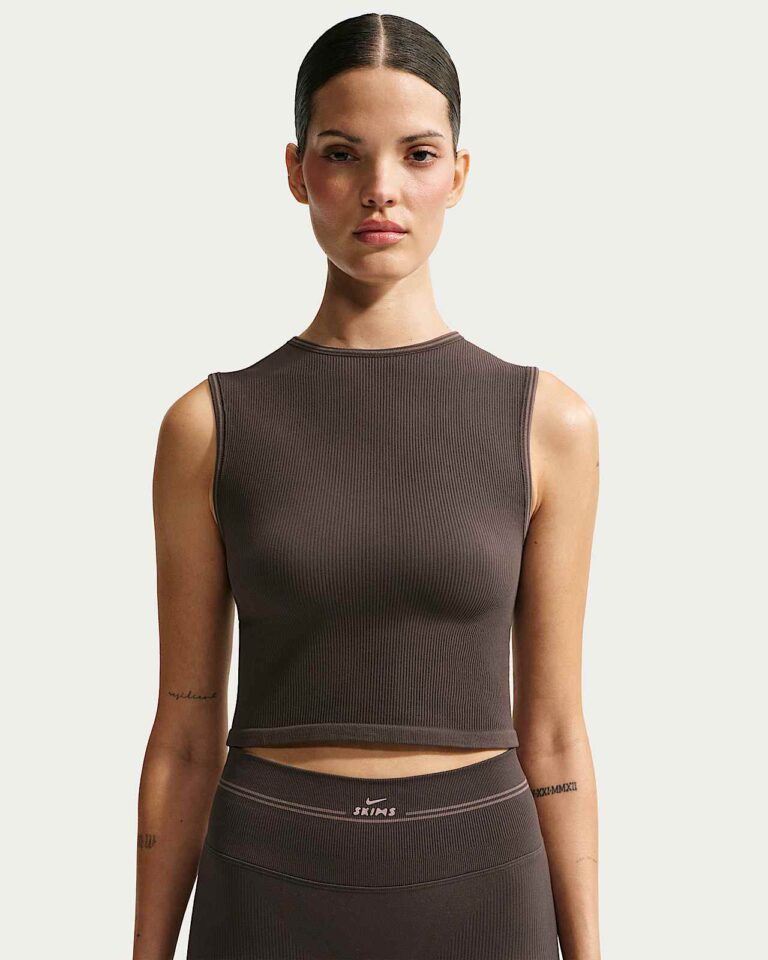 Майка NikeSKIMS Ribbed Seamless Muscle Tank «Phoenix/Truffle» Женская