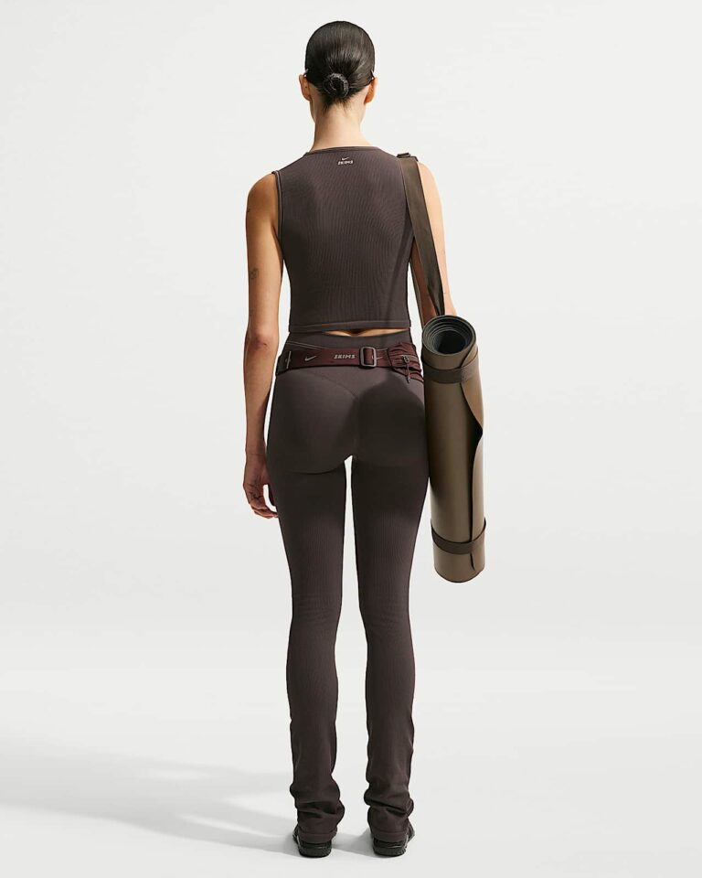 Майка NikeSKIMS Ribbed Seamless Muscle Tank «Phoenix/Truffle» Женская