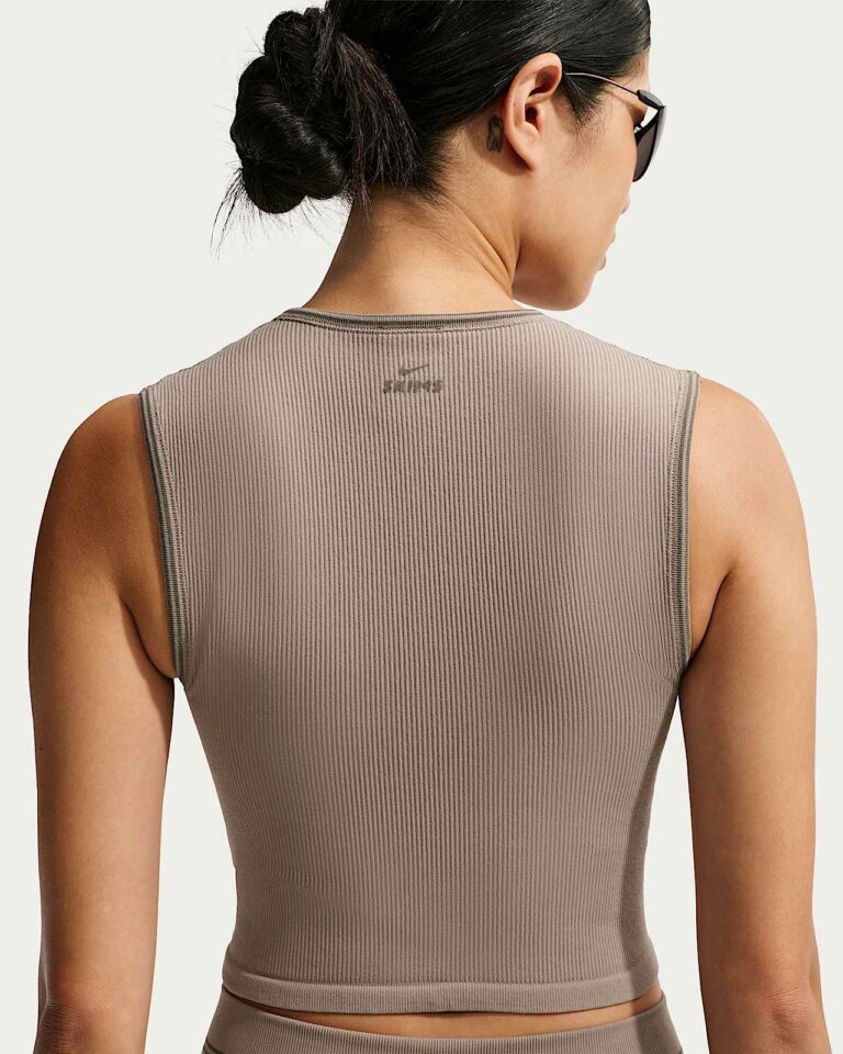 Майка NikeSKIMS Ribbed Seamless Muscle Tank «Driftwood» Женская