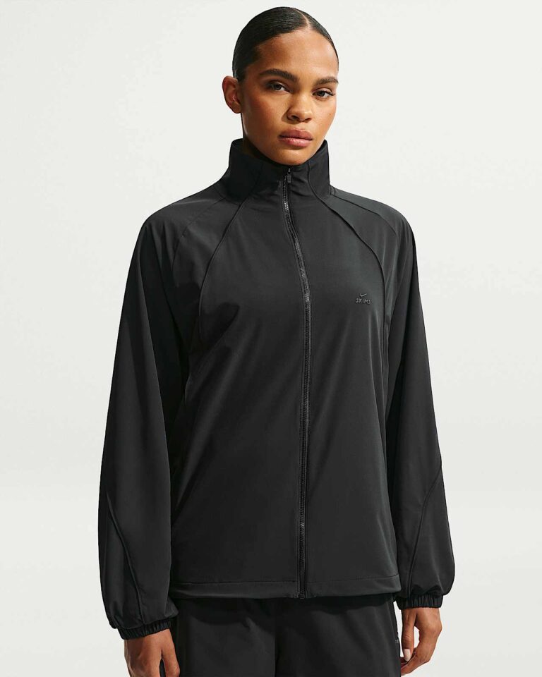 Куртка NikeSKIMS Stretch Nylon Oversized Jacket «Obsidian» Женская