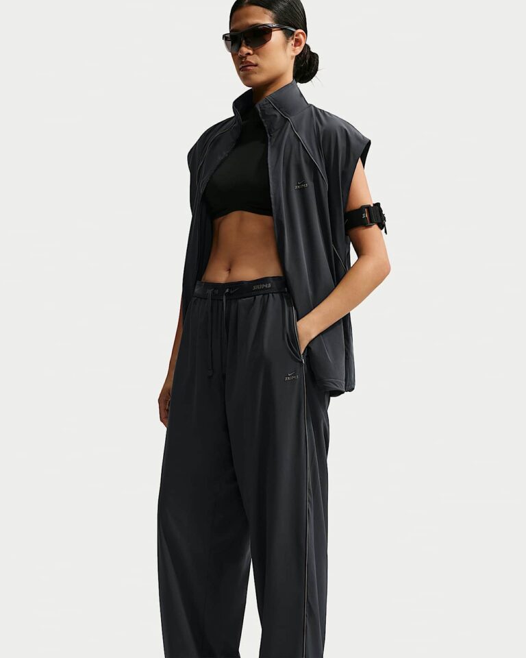 Брюки NikeSKIMS Stretch Nylon Oversized Pants «Obsidian/Olive Grey» Женская