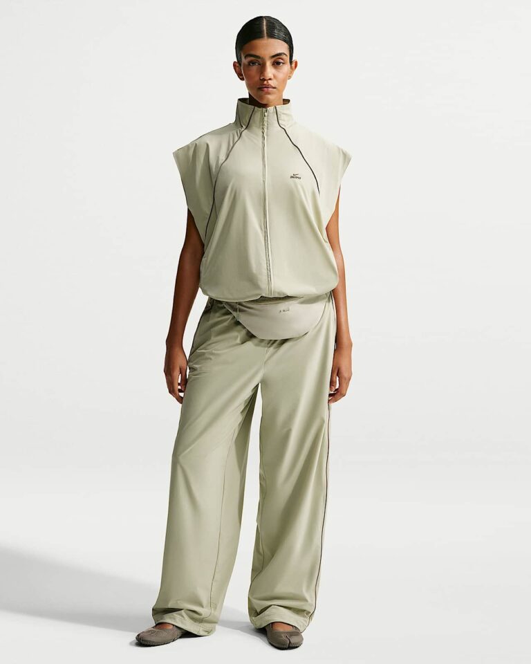 Брюки NikeSKIMS Stretch Nylon Oversized Pants «Talc» Женская
