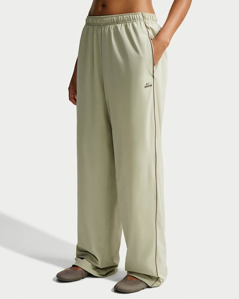 Брюки NikeSKIMS Stretch Nylon Oversized Pants «Talc» Женская