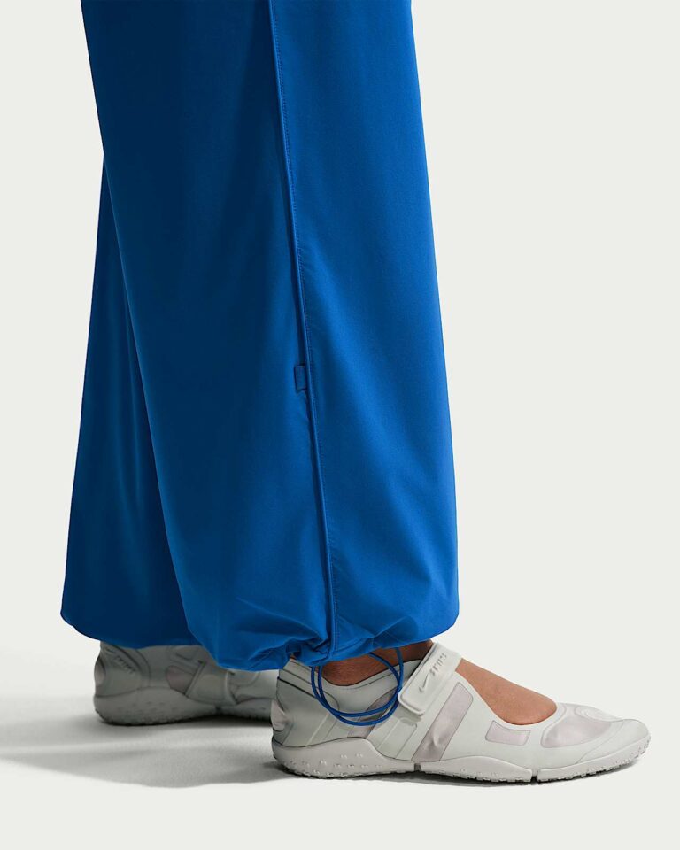 Брюки NikeSKIMS Stretch Nylon Oversized Pants «Cobalt» Женская