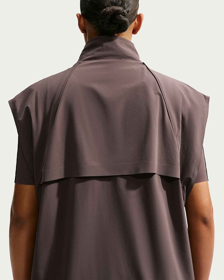 Жилет NikeSKIMS Stretch Nylon Oversized Vest «Resin» Женская
