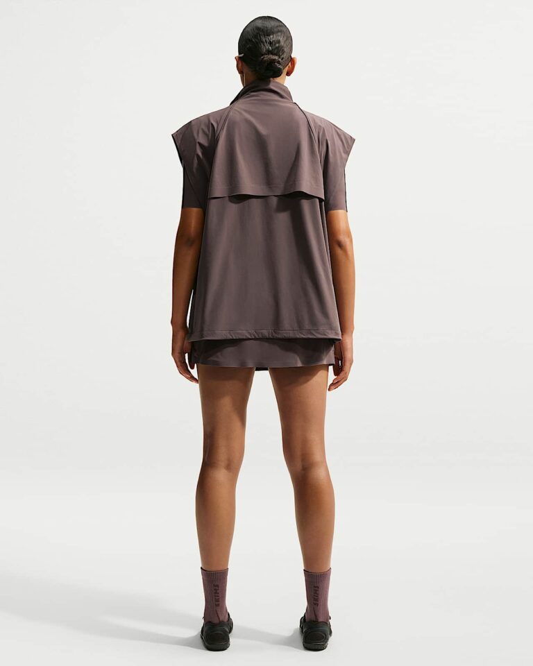 Жилет NikeSKIMS Stretch Nylon Oversized Vest «Resin» Женская