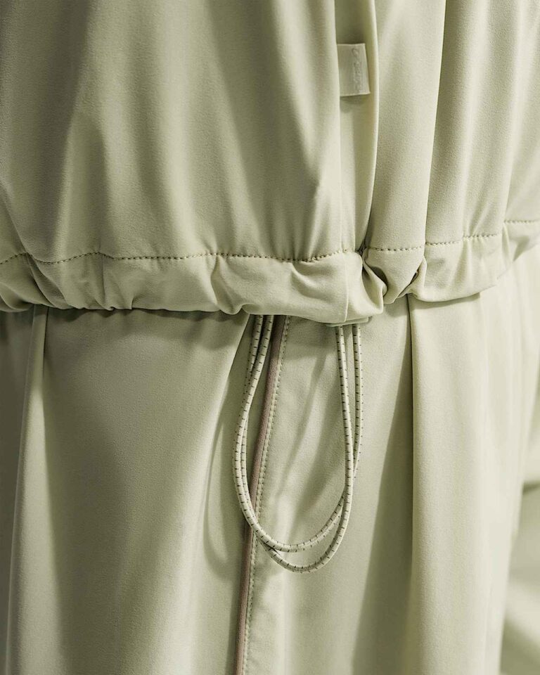 Жилет NikeSKIMS Stretch Nylon Oversized Vest «Talc» Женская