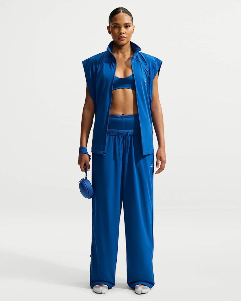 Жилет NikeSKIMS Stretch Nylon Oversized Vest «Cobalt» Женская