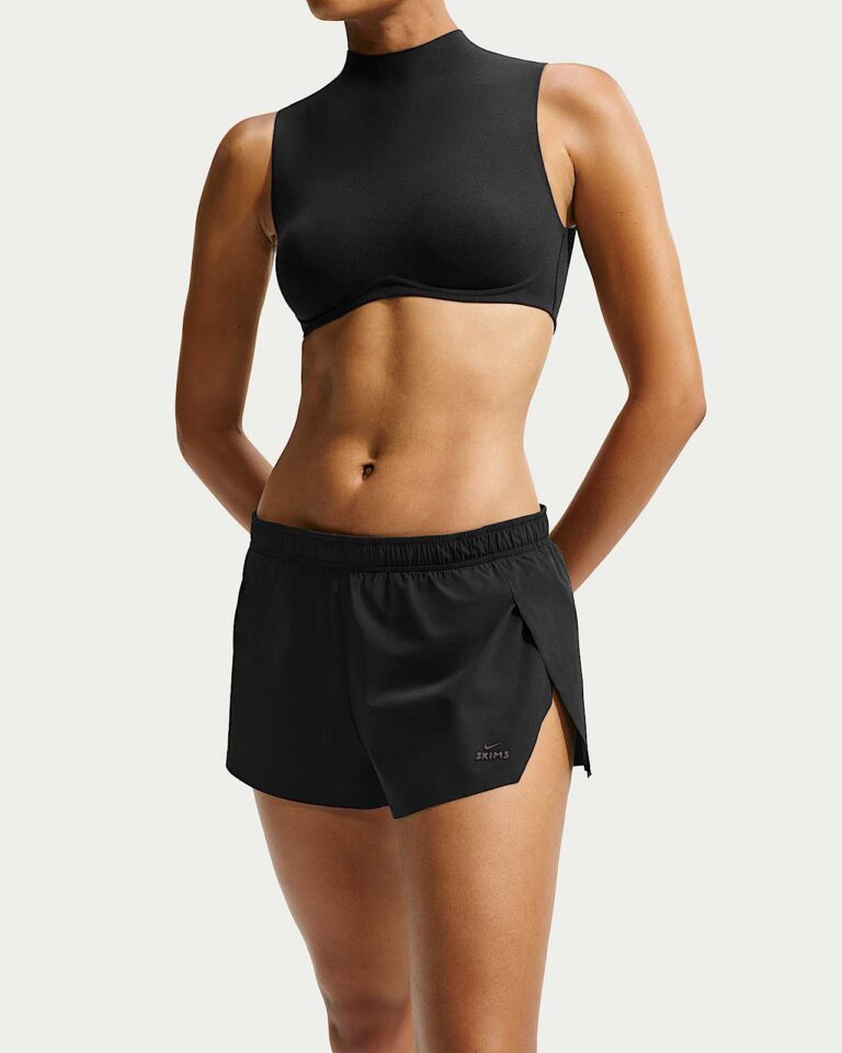 Шорты NikeSKIMS Stretch Nylon Runner Shorts «Obsidian» Женская