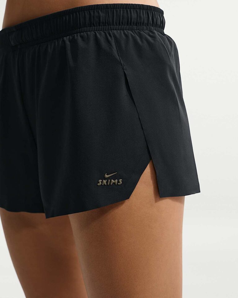 Шорты NikeSKIMS Stretch Nylon Runner Shorts «Obsidian/Olive Grey» Женская