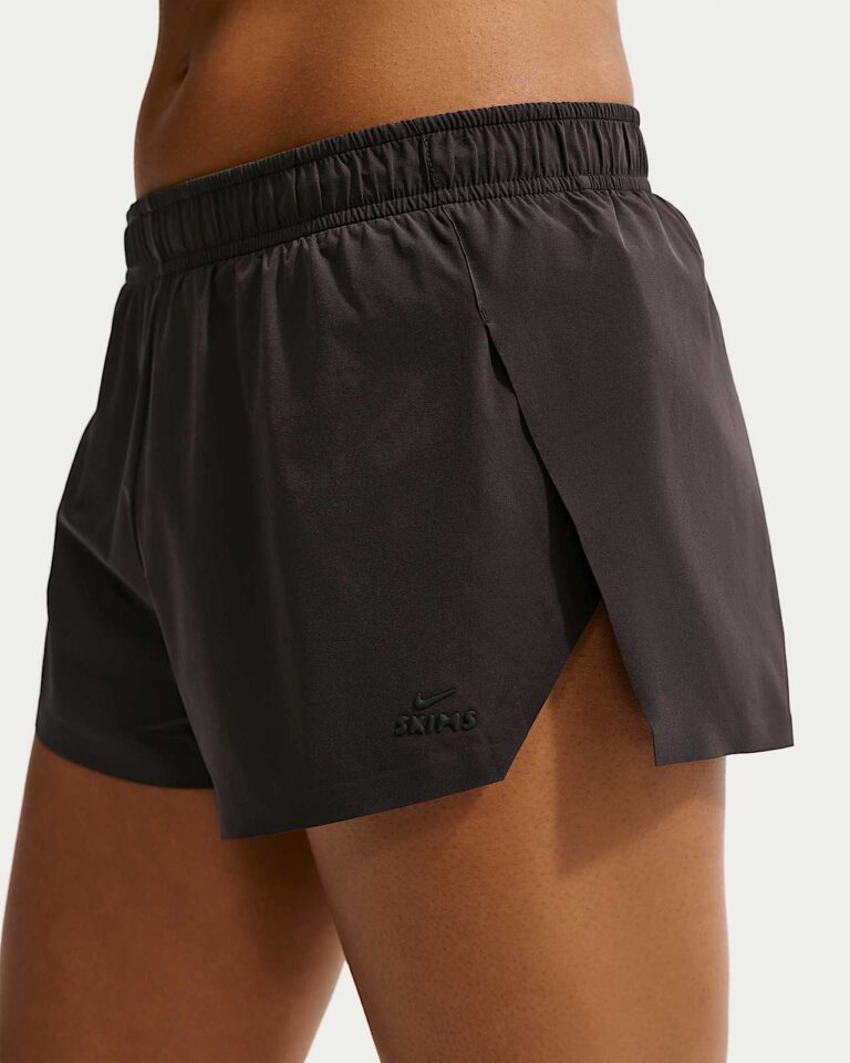Шорты NikeSKIMS Stretch Nylon Runner Shorts «Dark Roast/Obsidian» Женская