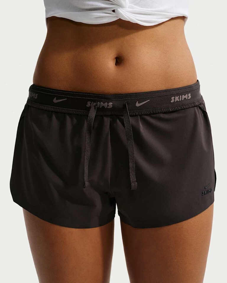 Шорты NikeSKIMS Stretch Nylon Runner Shorts «Dark Roast/Obsidian» Женская