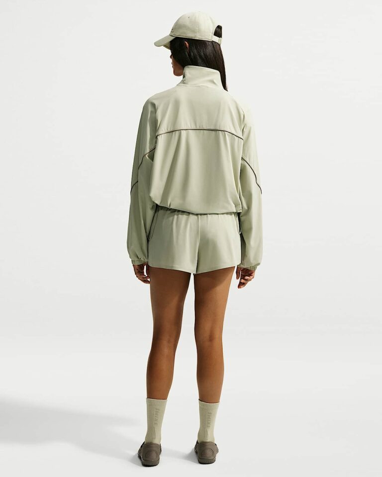 Шорты NikeSKIMS Stretch Nylon Runner Shorts «Talc» Женская