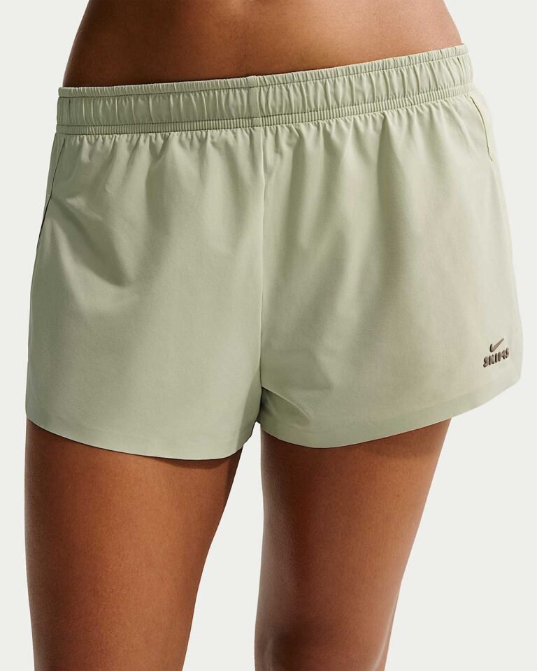 Шорты NikeSKIMS Stretch Nylon Runner Shorts «Talc» Женская