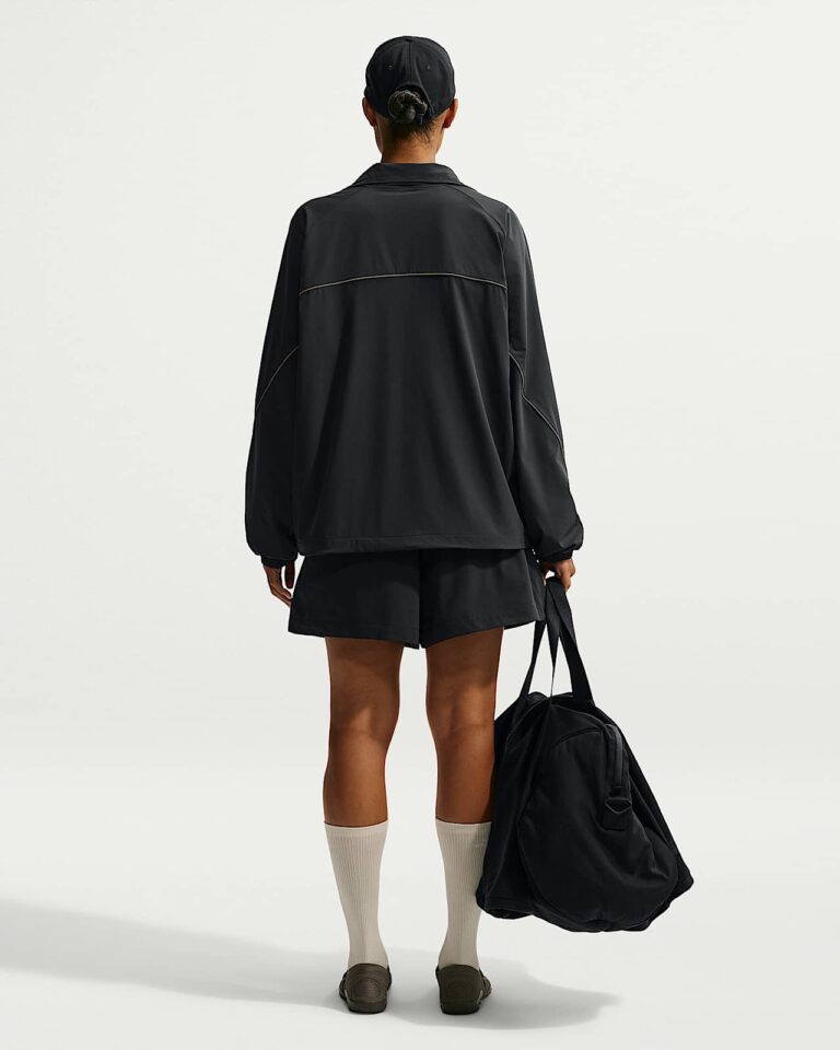 Шорты NikeSKIMS Stretch Nylon 5″ Track Shorts «Obsidian/Olive Grey» Женская