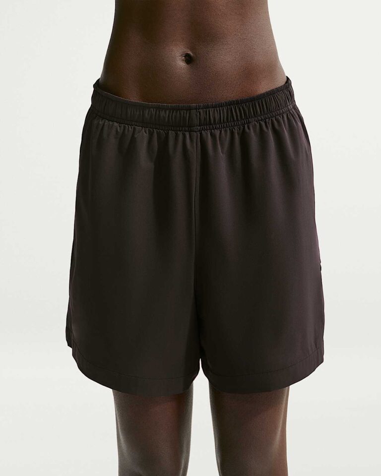 Шорты NikeSKIMS Stretch Nylon 5″ Track Shorts «Dark Roast» Женская
