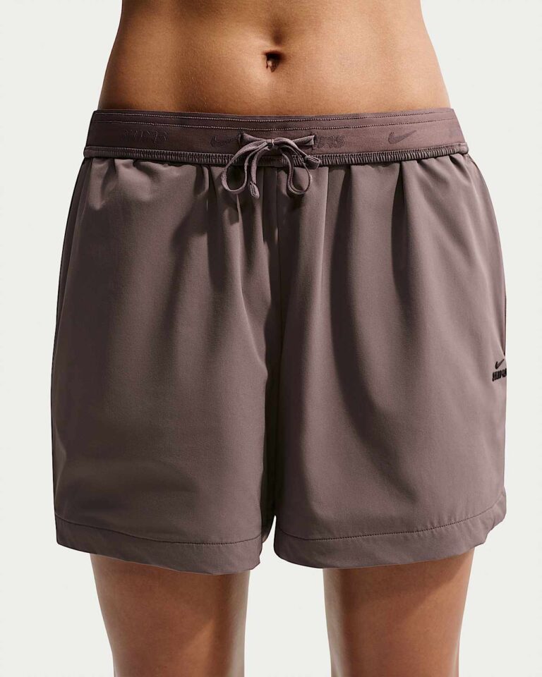 Шорты NikeSKIMS Stretch Nylon 5″ Track Shorts «Resin» Женская