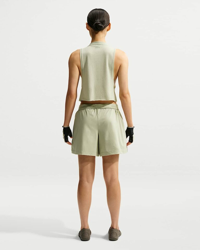 Шорты NikeSKIMS Stretch Nylon 5″ Track Shorts «Talc» Женская