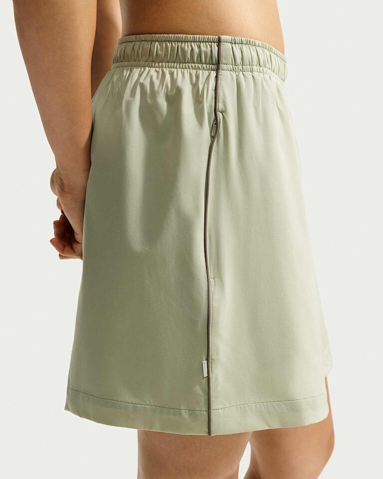 Шорты NikeSKIMS Stretch Nylon 5″ Track Shorts «Talc» Женская
