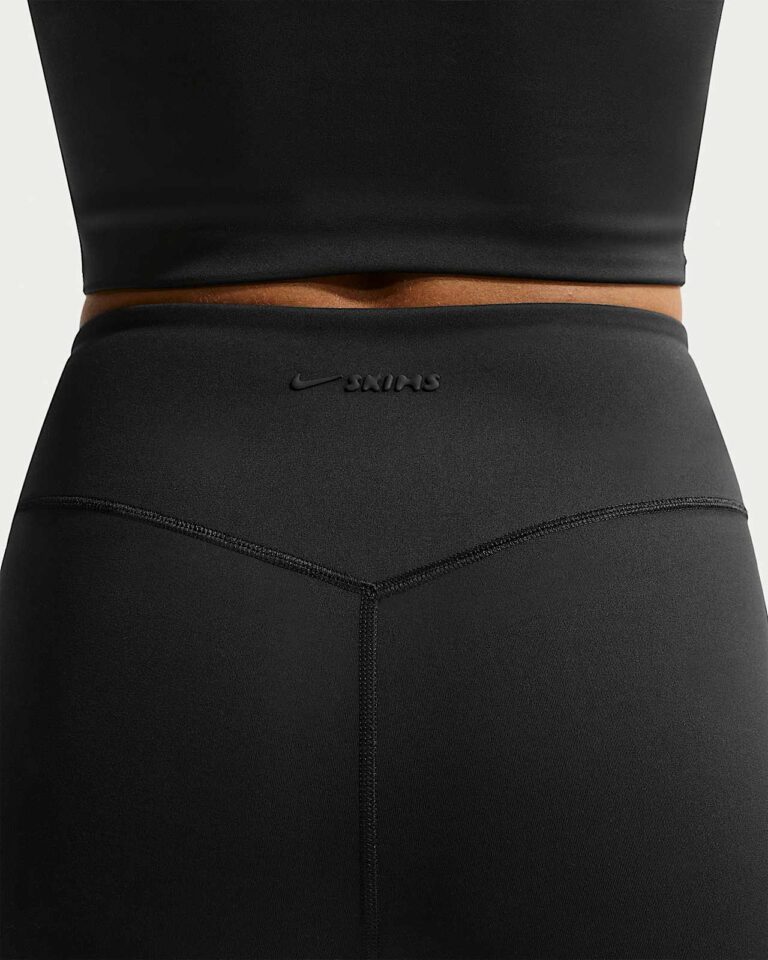 Шорты NikeSKIMS Matte High-Waisted 3″ Shorts «Obsidian» Женская