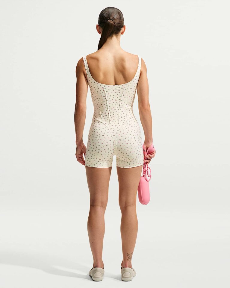 Боди NikeSKIMS Matte Printed Corset 3″ Bodysuit «Actv Ivory/Flamingo» Женская