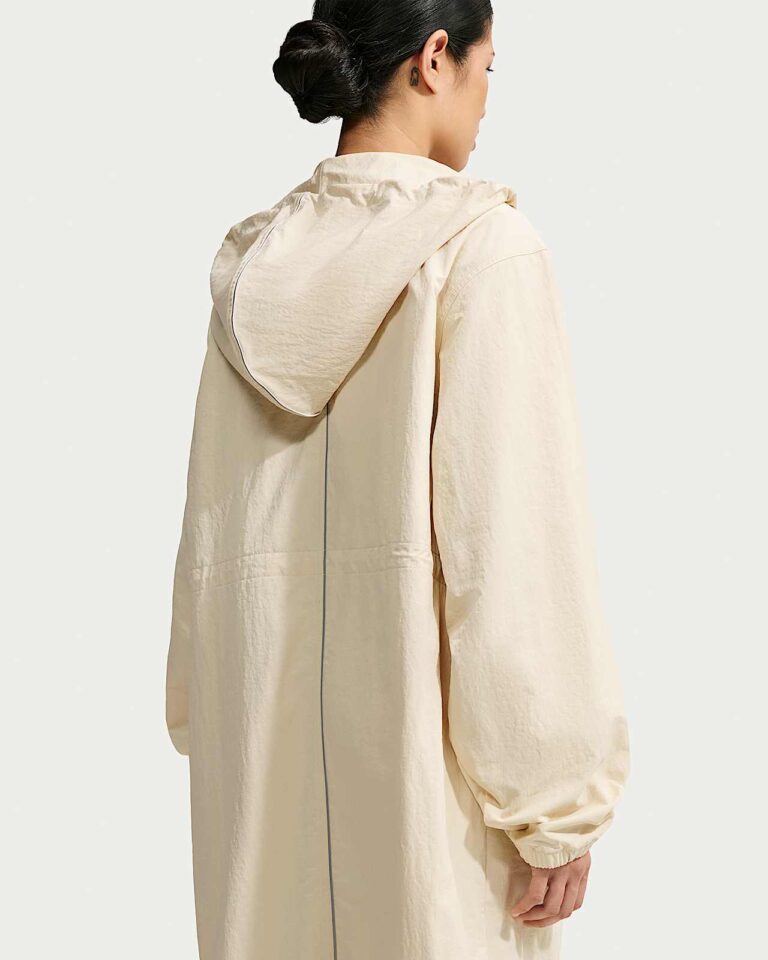 Парка NikeSKIMS Crunchy Nylon Hooded Parka «Parchment» Женская