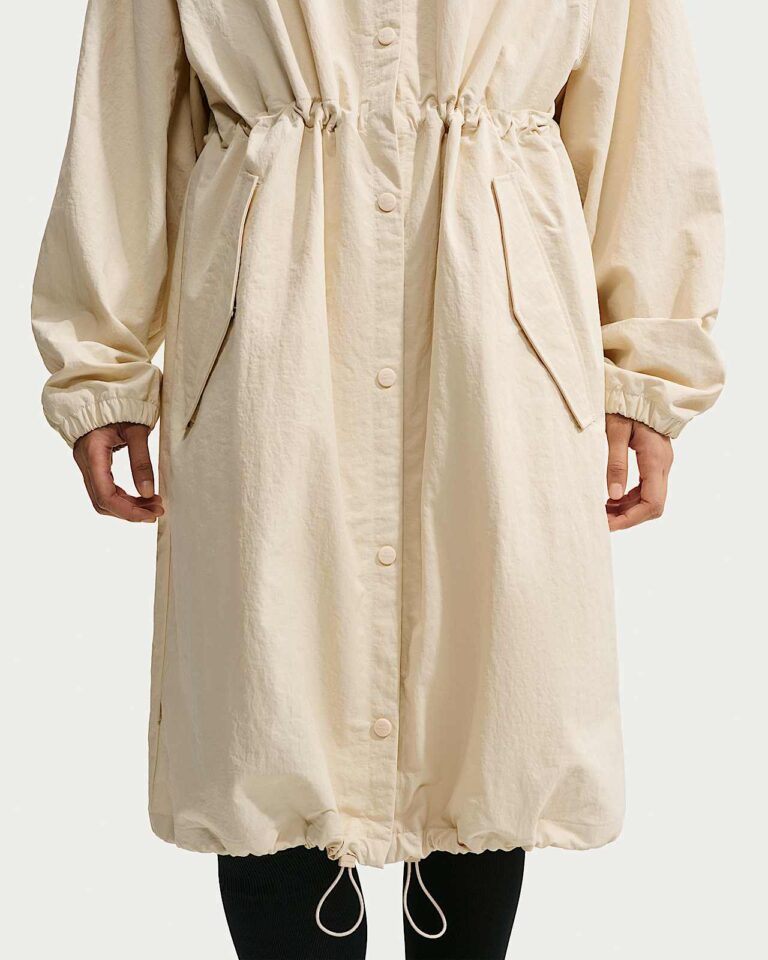 Парка NikeSKIMS Crunchy Nylon Hooded Parka «Parchment» Женская