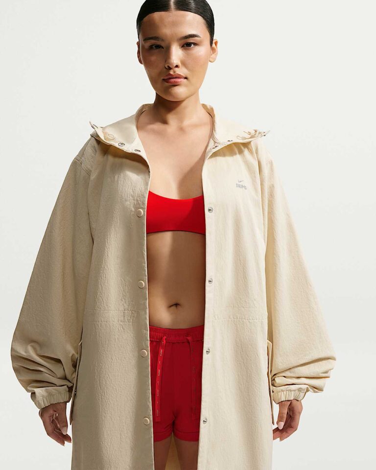 Парка NikeSKIMS Crunchy Nylon Hooded Parka «Parchment» Женская