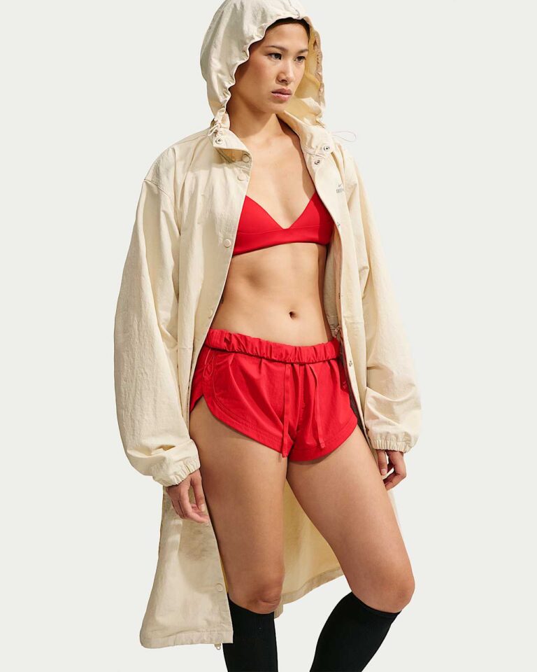 Парка NikeSKIMS Crunchy Nylon Hooded Parka «Parchment» Женская