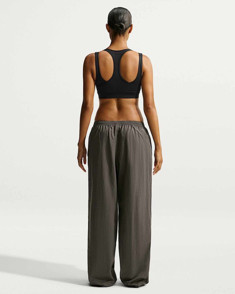 Брюки NikeSKIMS Crunchy Nylon Wide-Leg Pants «Boulder» Женская