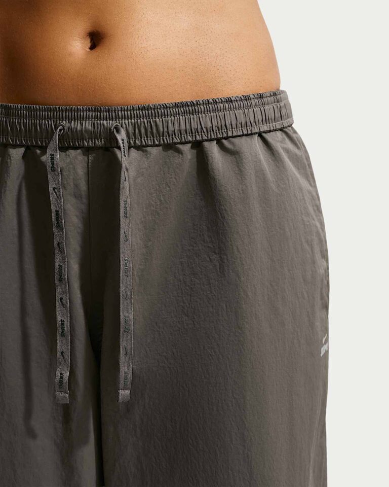 Брюки NikeSKIMS Crunchy Nylon Wide-Leg Pants «Boulder» Женская
