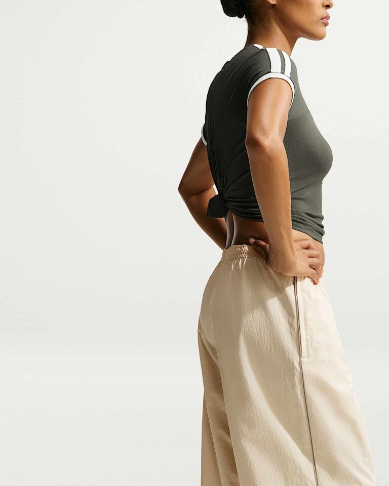 Брюки NikeSKIMS Crunchy Nylon Wide-Leg Pants «Parchment» Женская
