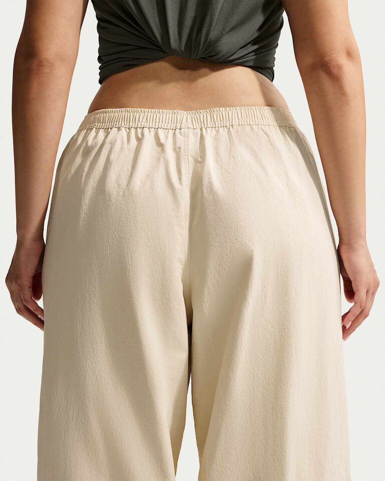 Брюки NikeSKIMS Crunchy Nylon Wide-Leg Pants «Parchment» Женская