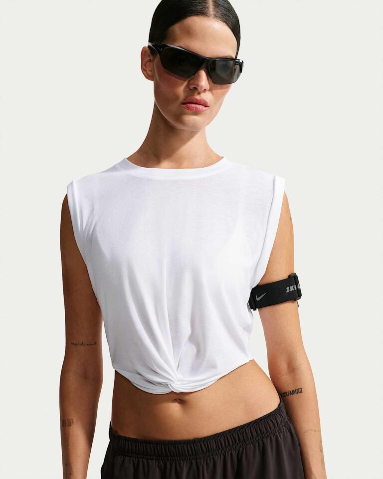 Майка NikeSKIMS Performance Cotton Blend Cropped Twist Tank Top «Snow» Женская