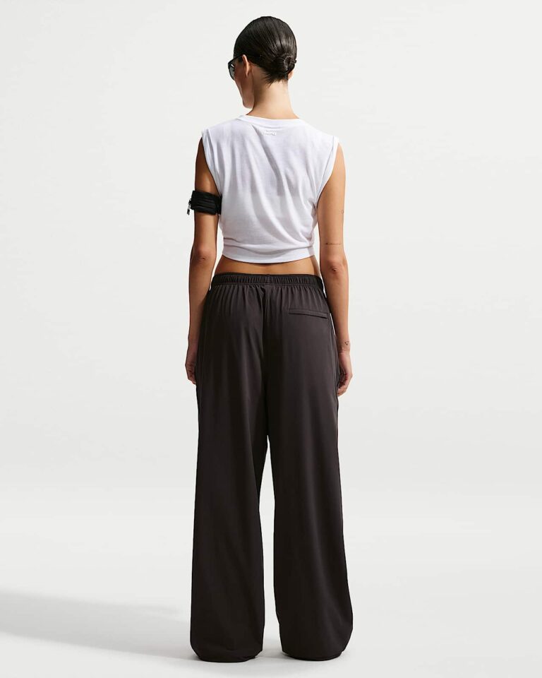Майка NikeSKIMS Performance Cotton Blend Cropped Twist Tank Top «Snow» Женская