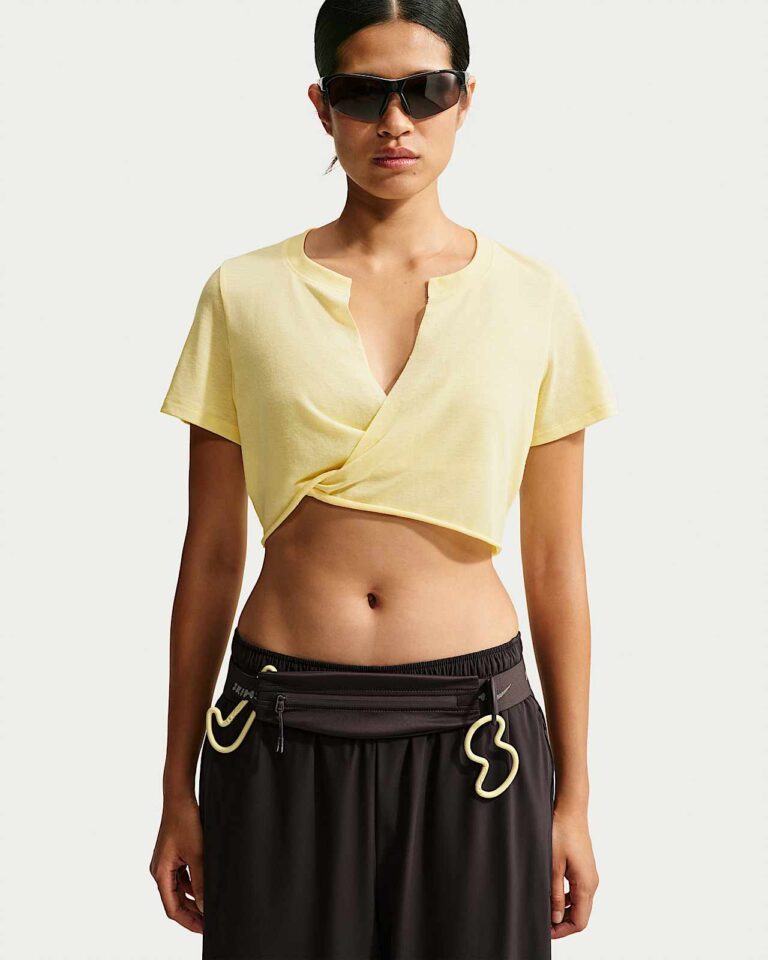 Футболка NikeSKIMS Performance Cotton Blend V-Neck Cropped Twist Short-Sleeve Top «Bicycle Yellow» Женская