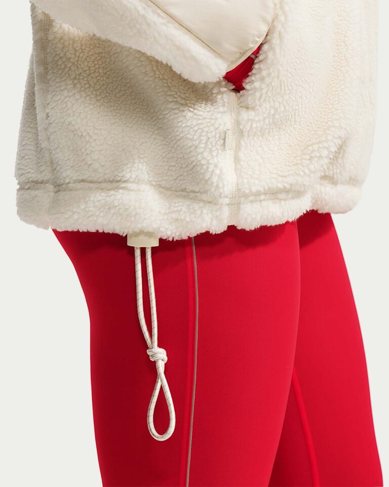 Куртка NikeSKIMS Sherpa Oversized Full-Zip Hooded Jacket «Ecru» Женская