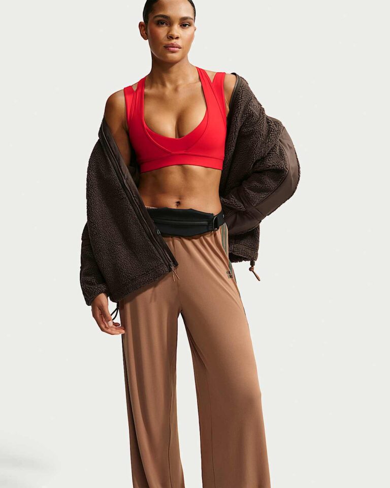 Куртка NikeSKIMS Sherpa Oversized Full-Zip Hooded Jacket «Dark Sepia» Женская