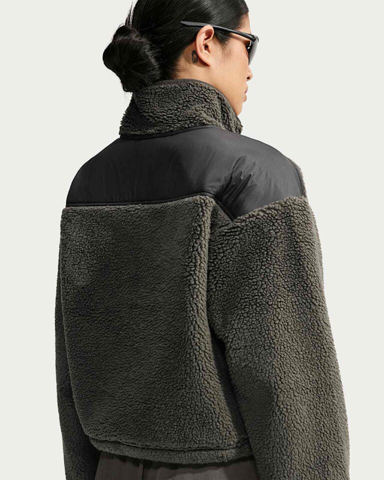 Куртка NikeSKIMS Sherpa Oversized 3/4-Zip Jacket «Boulder/Obsidian» Женская