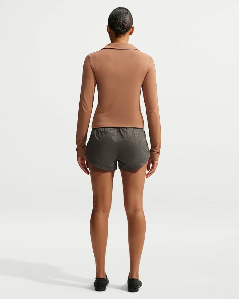 Лонгслив NikeSKIMS Stretch Knit Long-Sleeve Polo Top «Carob Brown/Boulder» Женская